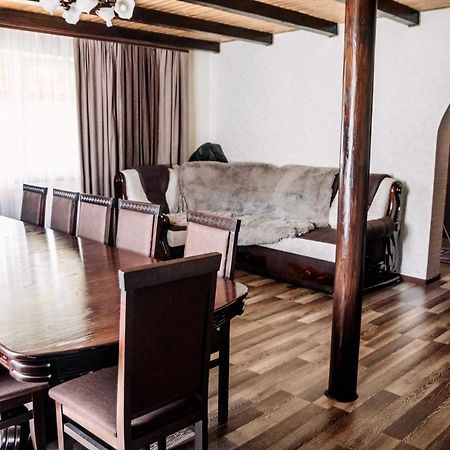 Villa Стежка В Гори Verkhovyna Esterno foto