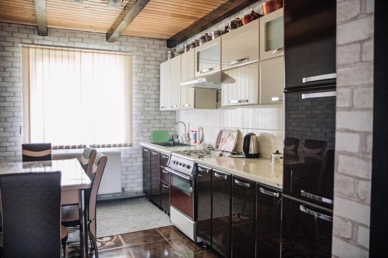 Villa Стежка В Гори Verkhovyna Esterno foto