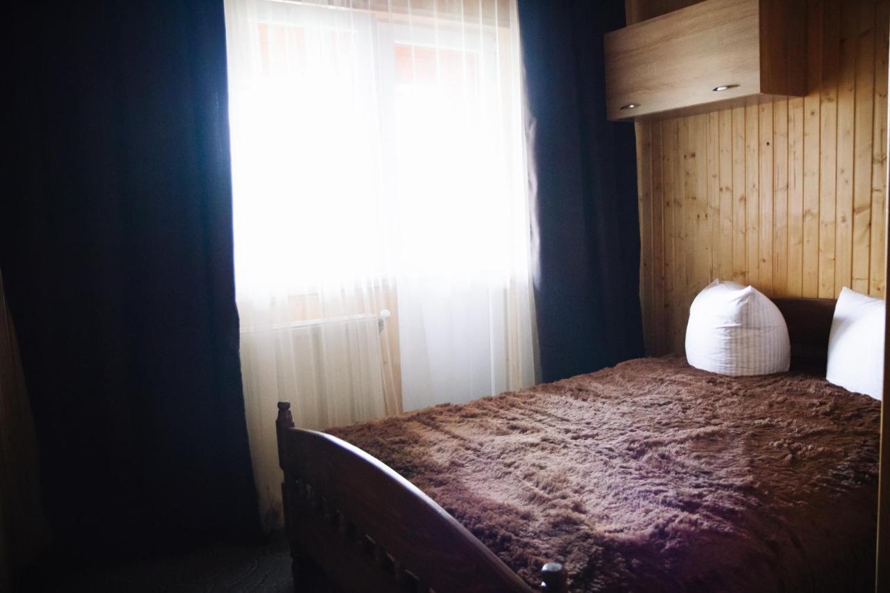 Villa Стежка В Гори Verkhovyna Esterno foto